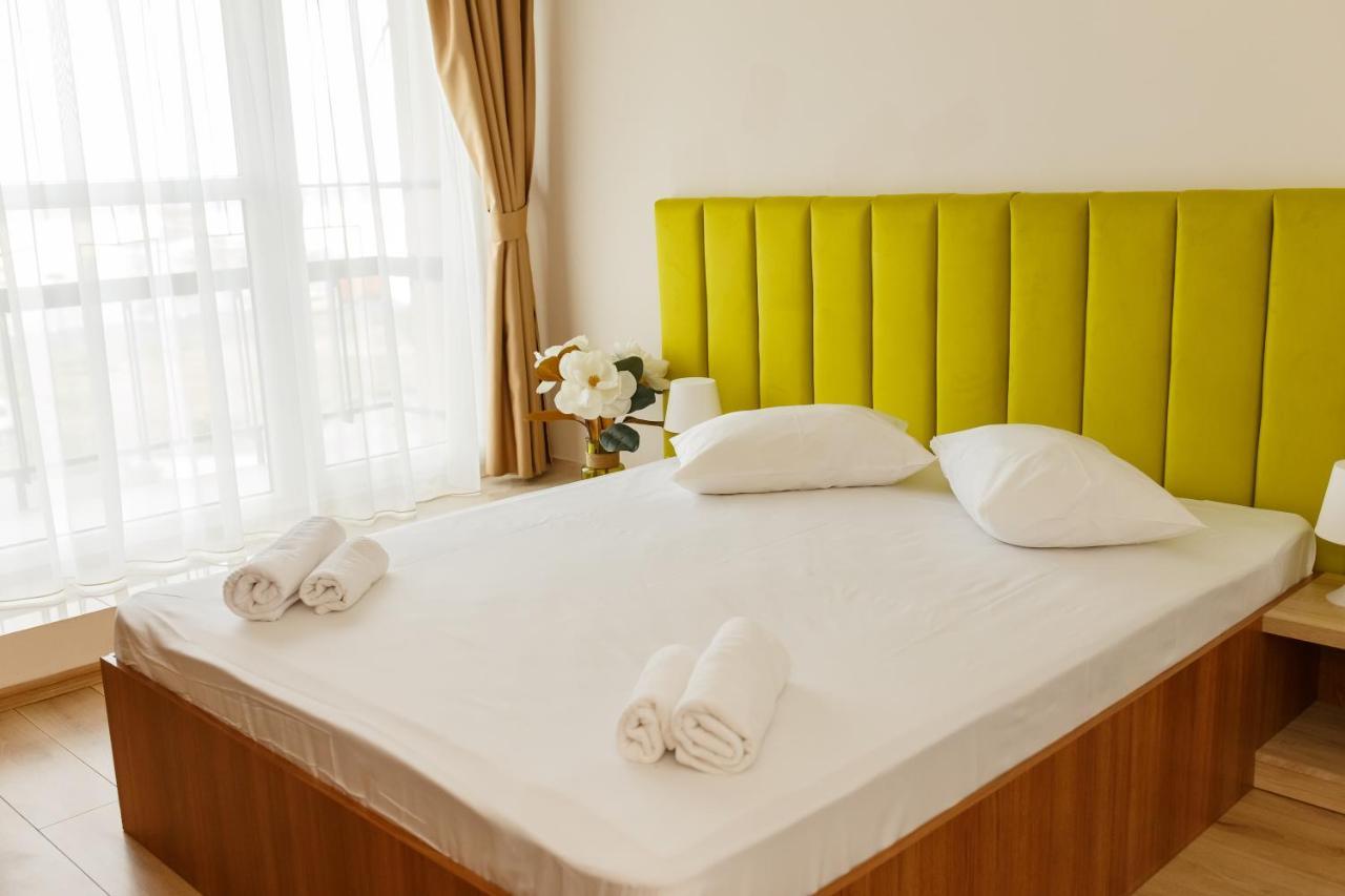 Grand Hotel Astoria Мамая Екстериор снимка